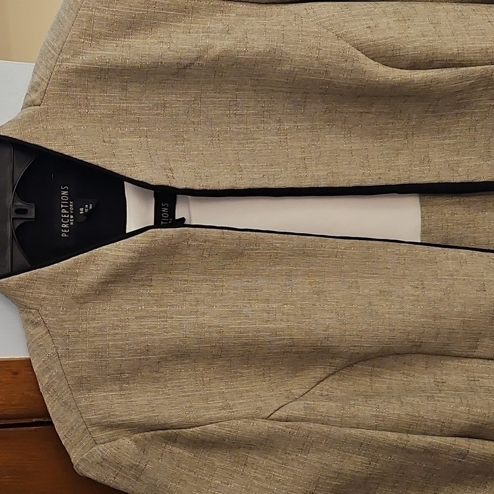 Vintage Suit Jacket and Sleeveless Top Set - Picture 2 of 13